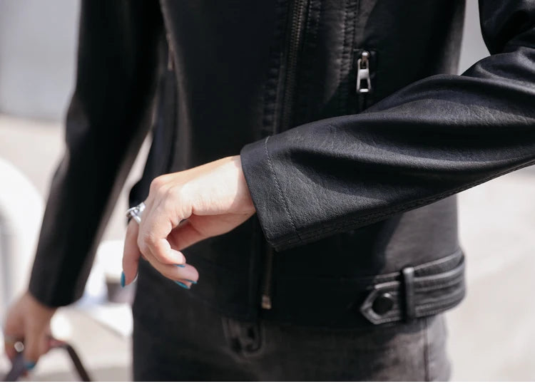 New Women Classic Leather Coat Spring Autumn 2025 Fashion Suit Collar Slim Short Sheepskin Outerwear Biker Leather Jacket Female