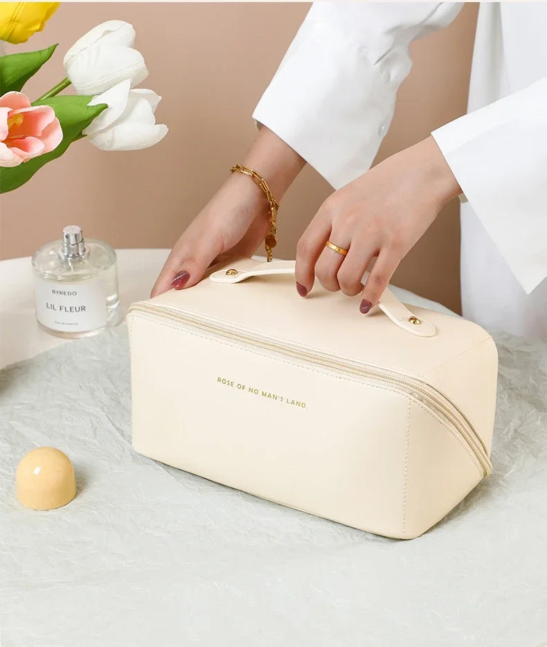 Large Capacity Cosmetic Bag Cosmetic Storage Bag PU Leather Portable Travel Toiletry Bag Women Cosmetic Bag Toiletries Organizer