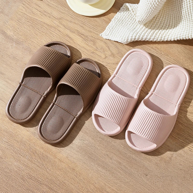 Bathroom House Slippers Leaking Quick-Drying Shower Slipper Light Weight Waterleaky Beach Flip Flops Women Swimming Slides