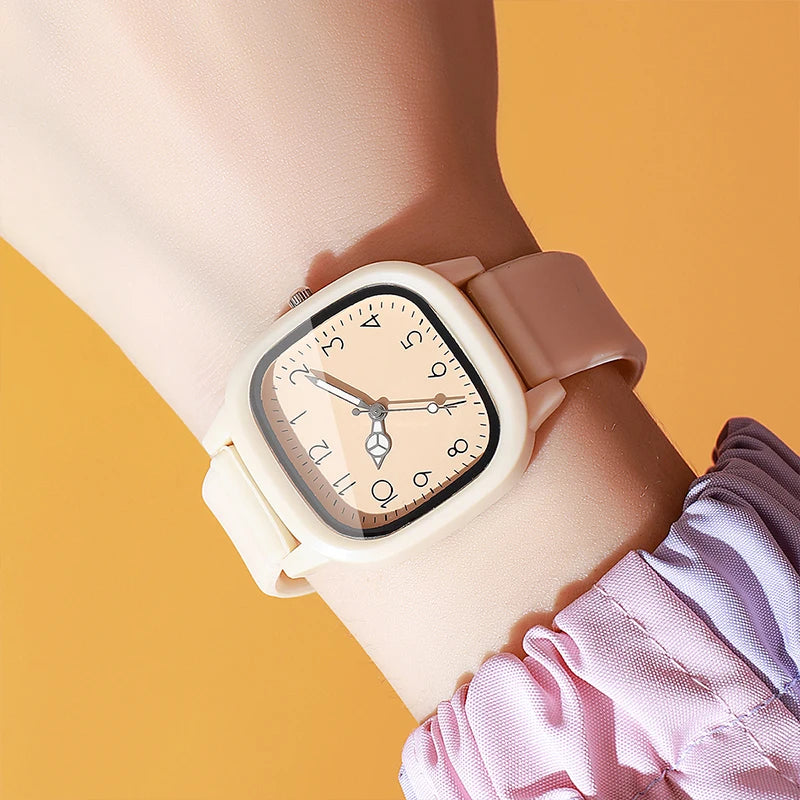 Fashion Square Women Quartz Watch Casual Silicone Band Ladies Wristwatch for Girls Clock Relogio Feminino