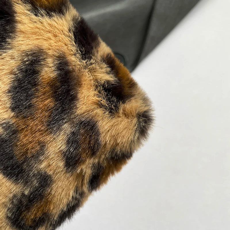 Leopard print plush Makeup Bag Large capacity portable travel toiletry bag Cosmetics Clutch Bag Premium storage bag