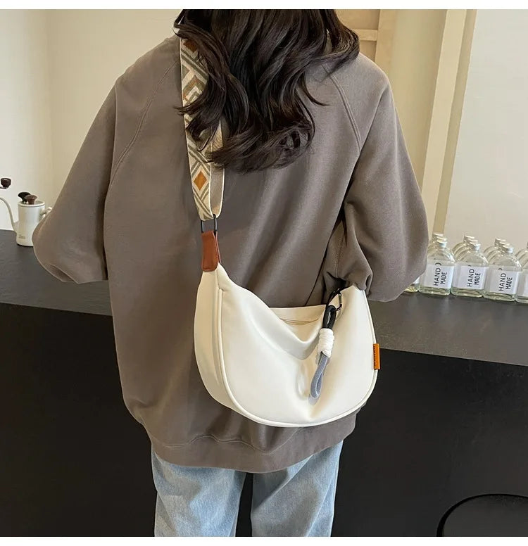 New Fashion Crossbody Bag Simple Wide Shoulder Strap Design Single Shoulder Bag Original Style Commuting Dumpling Women Bag
