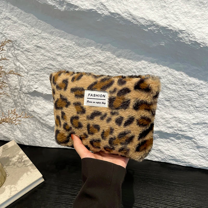 Leopard print plush Makeup Bag Large capacity portable travel toiletry bag Cosmetics Clutch Bag Premium storage bag