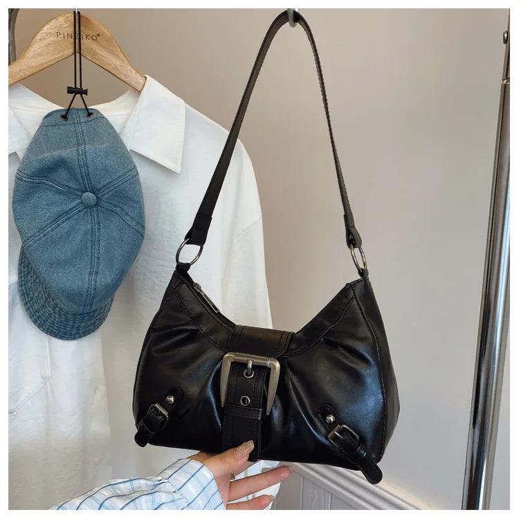 Large-capacity pleated armpit bag for women 2025 new retro commuter temperament motorcycle old style shoulder bag