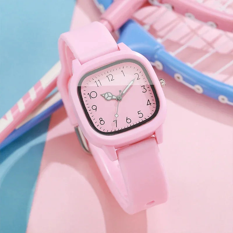 Fashion Square Women Quartz Watch Casual Silicone Band Ladies Wristwatch for Girls Clock Relogio Feminino