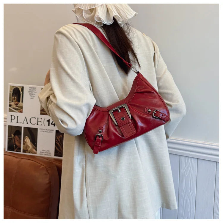Large-capacity pleated armpit bag for women 2025 new retro commuter temperament motorcycle old style shoulder bag