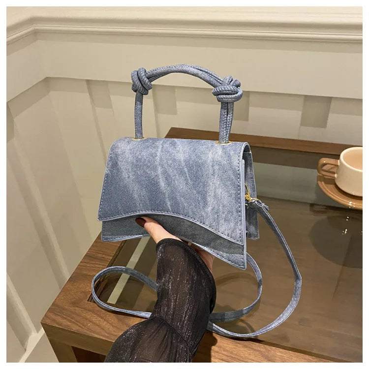 Fashionable Women's Shoulder Bag Pure Color Trendy Crossbody Bag Simple Casual Diagonal Bag Small Square Bags for Autumn bolsos