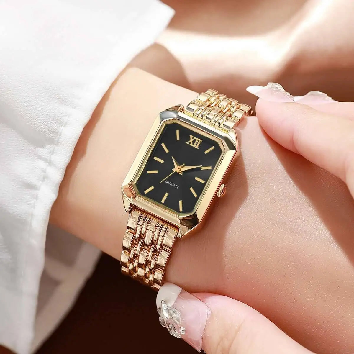 Fashion Rectangle Women Quartz Watch Luxury Analog Wristwatches Reloj Mujer Girls Clock Gift（Without Box）