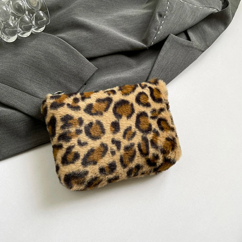 Leopard print plush Makeup Bag Large capacity portable travel toiletry bag Cosmetics Clutch Bag Premium storage bag