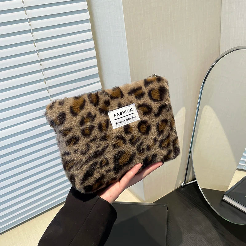 Leopard print plush Makeup Bag Large capacity portable travel toiletry bag Cosmetics Clutch Bag Premium storage bag