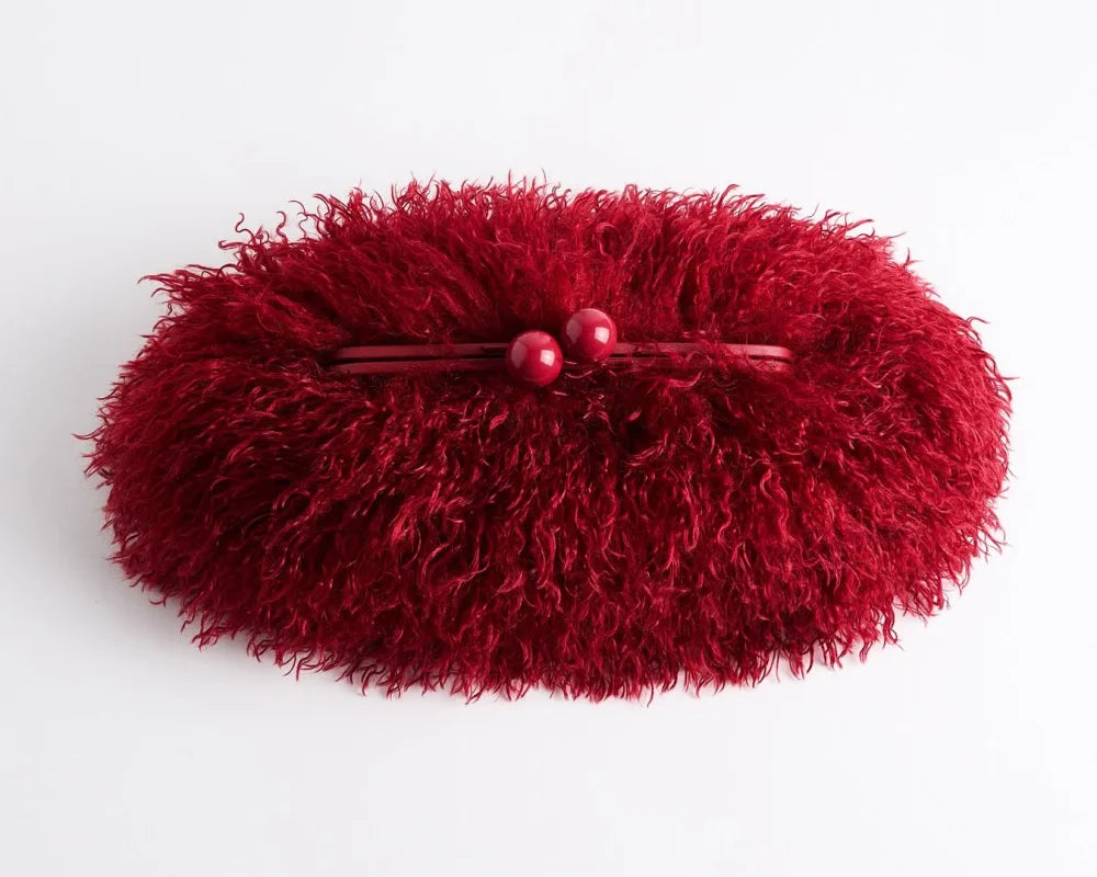 Women Kisslock Faux Fur Clutch Bag Winter Warm Fuzzy Pouch Frame Clasp Bag With Chain Crossbody Dark Grey Red Yellow