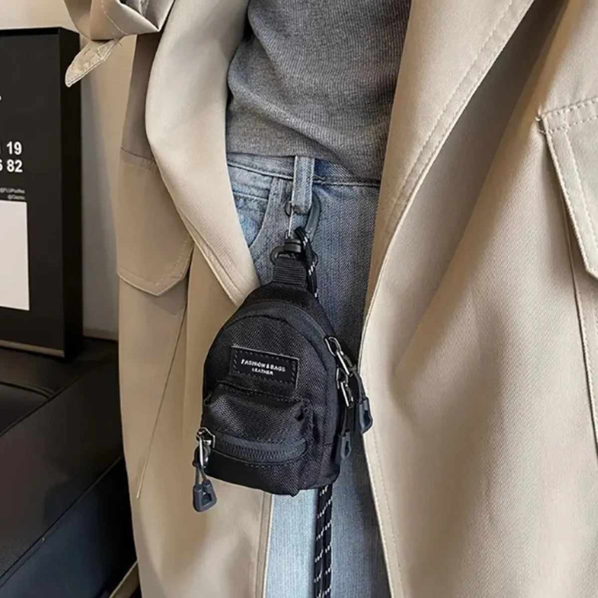 Mini Coin Purses Men Women Couples Crossbody Bag Portable Wallets Earphone Key Shoulder Bags Hip Hop Casual All-match Newest