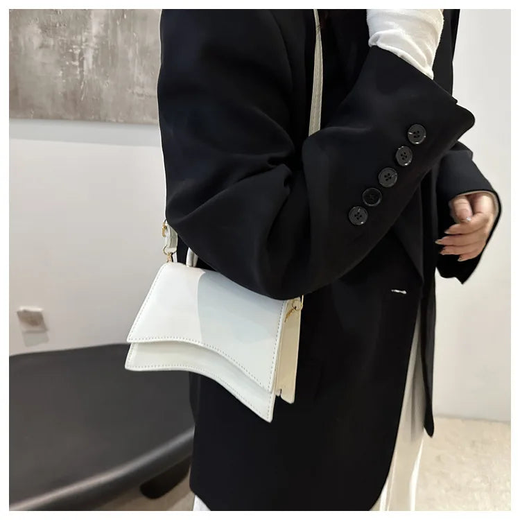 Fashionable Women's Shoulder Bag Pure Color Trendy Crossbody Bag Simple Casual Diagonal Bag Small Square Bags for Autumn bolsos