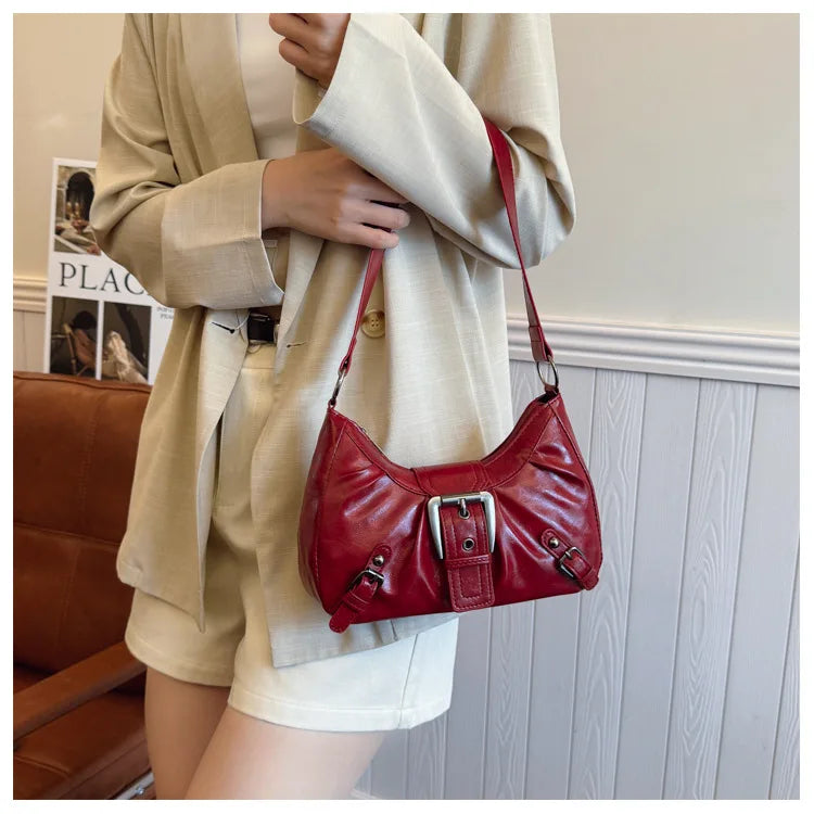 Large-capacity pleated armpit bag for women 2025 new retro commuter temperament motorcycle old style shoulder bag
