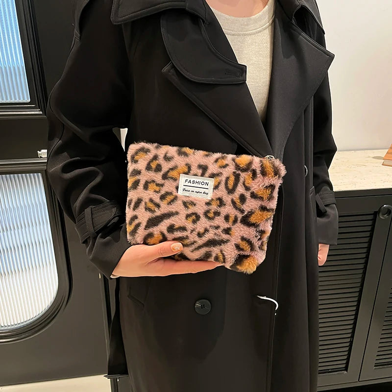 Leopard print plush Makeup Bag Large capacity portable travel toiletry bag Cosmetics Clutch Bag Premium storage bag