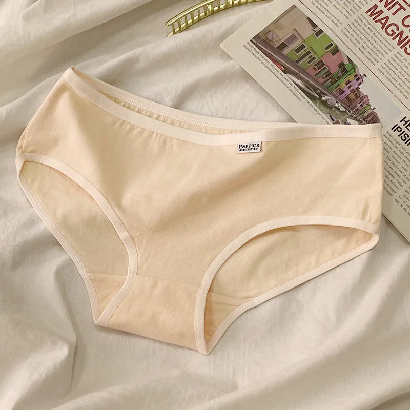 CHUANGERM 7 Pairs Women Solid‑Color Panties Soft Breathable Casual Briefs Cute Ladies Underpants For Daily Wear