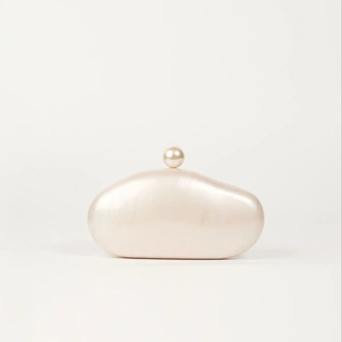 Shell Clutch Bag Acrylic Pearl Color Purse Women Wedding Evening Party Cute Ivory Pearl Coffee Color Handbag New 2024