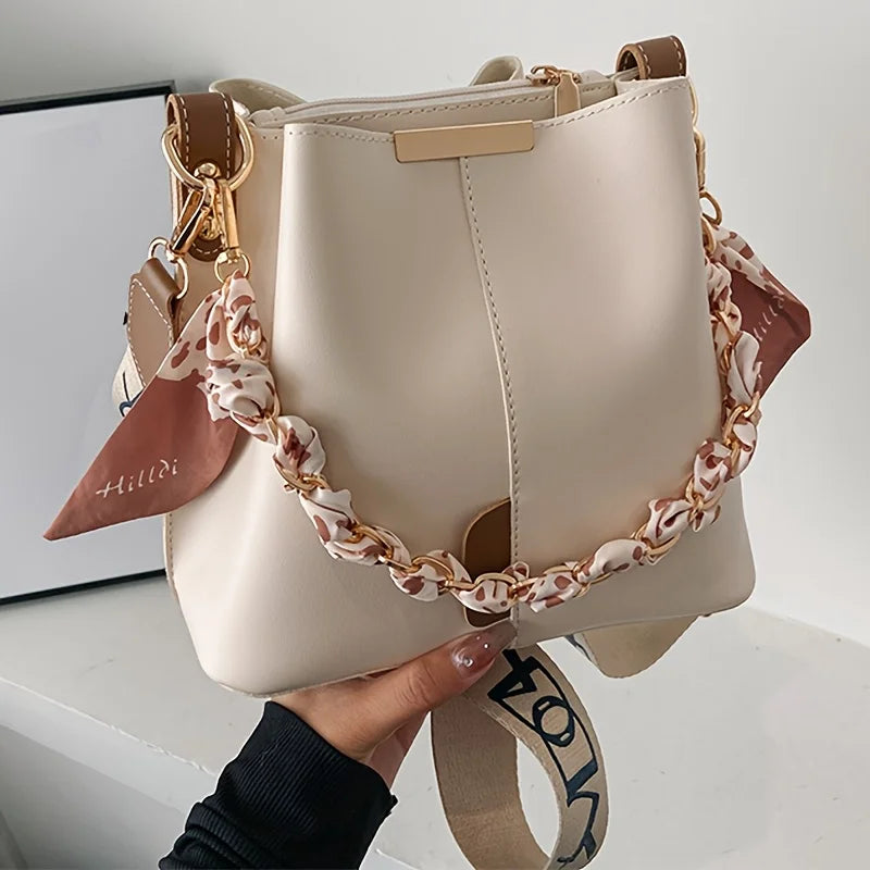 New Fashion Women's Shoulder Bag Large Capacity Ribbon Chain Bucket Bag Crossbody Bag Daily Commuting