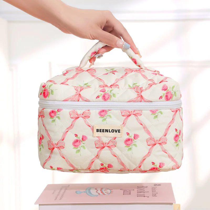 Cute Bow Flower Quilting Cotton Makeup Bag Women Zipper Cosmetic Organizer Female Cloth Handbag Portable Toiletry Case for Girls