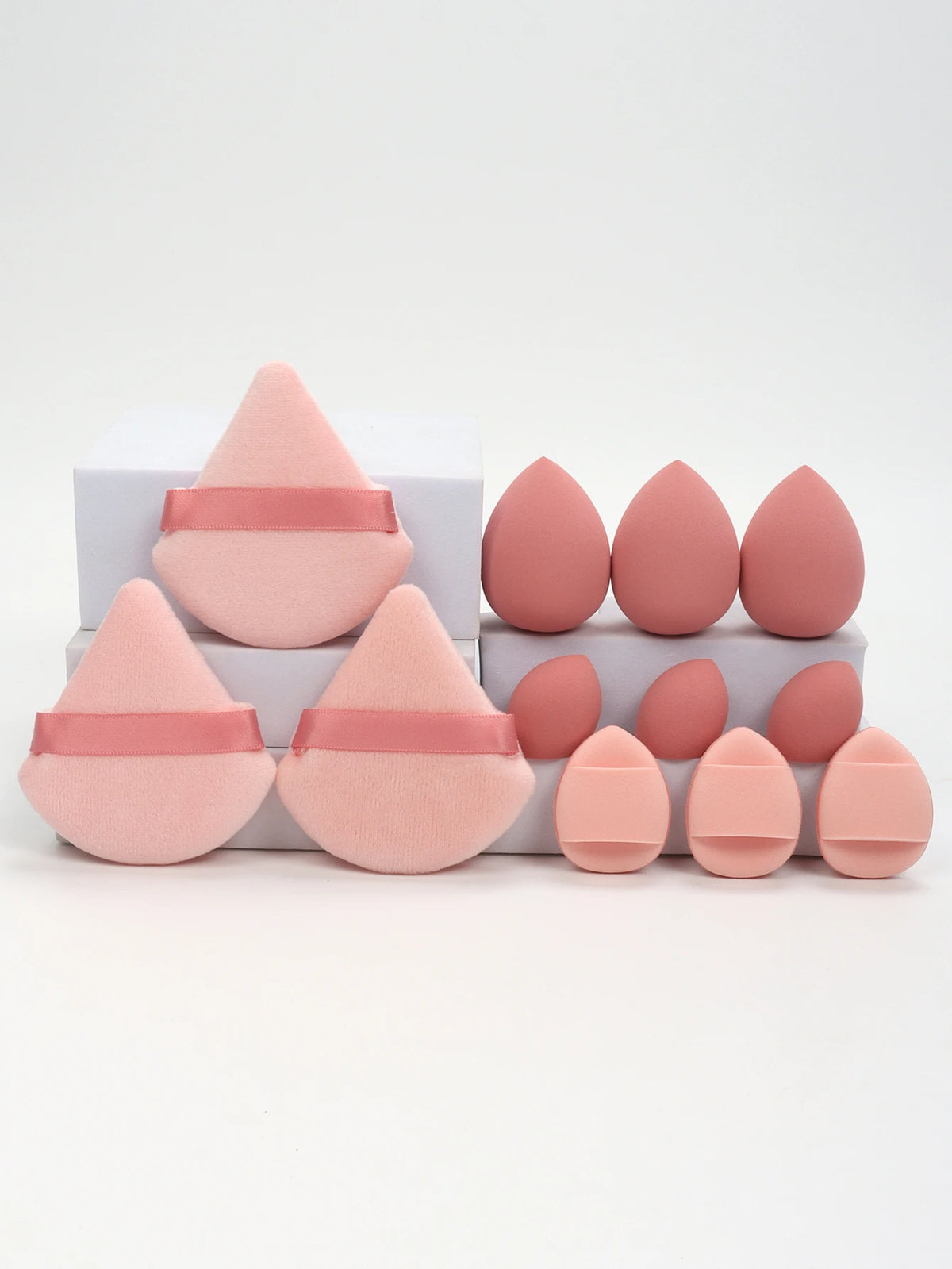 A 12 Piece Set of Versatile Makeup Sponges, Consisting of 3 Loose Powder Puffs, 3 Mini Cushion Powder Puffs, 3 Beauty Eggs, and