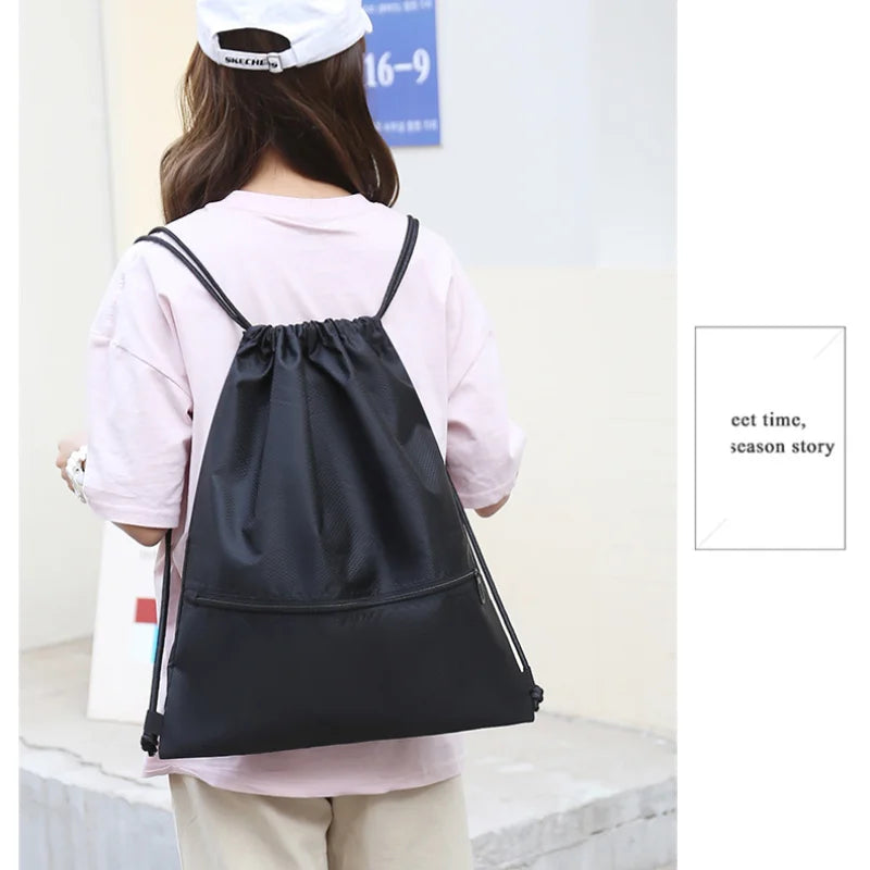 Lightweight Drawstring Backpack for Men and Women Sports Fitness Backpack Outdoor Leisure Backpack Zipper Bag
