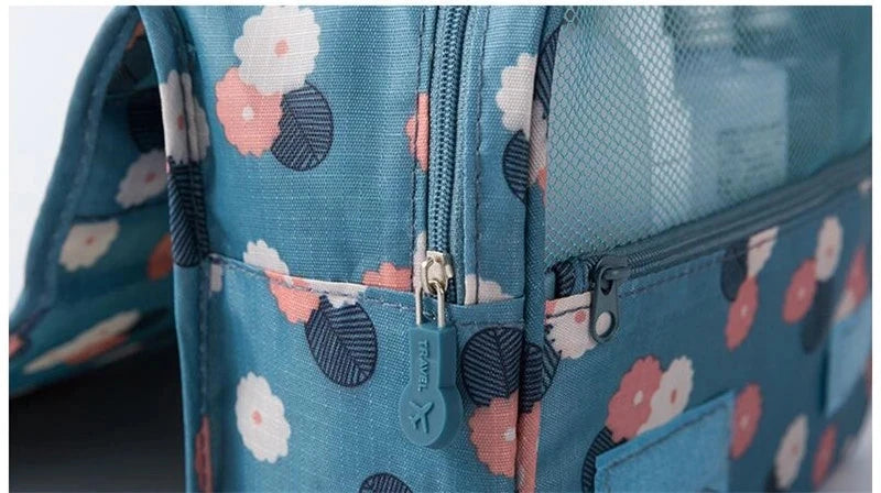 Multifunctional Travel Hook Wash Bag Cosmetics Storage Bag Waterproof Toiletries Beauty Organizer Ladies Bathroom Storage Bag