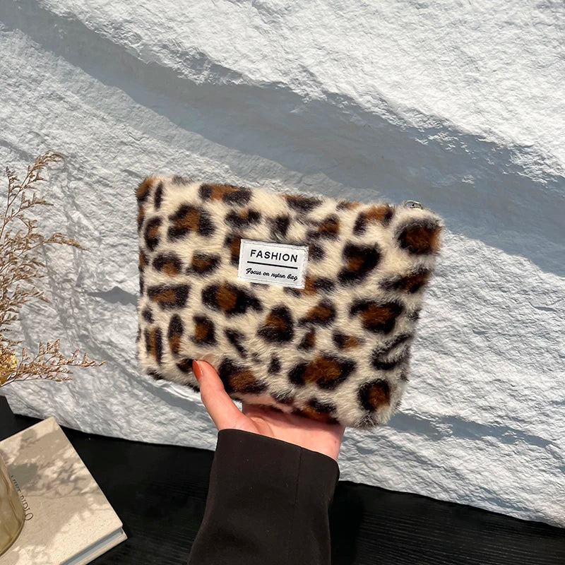 Leopard print plush Makeup Bag Large capacity portable travel toiletry bag Cosmetics Clutch Bag Premium storage bag