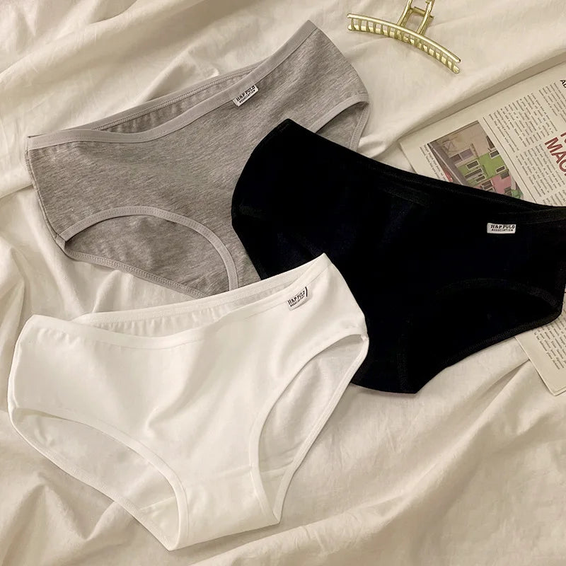 CHUANGERM 7 Pairs Women Solid‑Color Panties Soft Breathable Casual Briefs Cute Ladies Underpants For Daily Wear