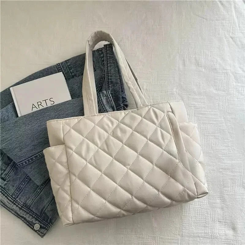 HOMEFISH Rectangular Large Capacity Single Shoulder Bag for Commuting To Work Tote Bag in Korean Style Casual Handle Bag