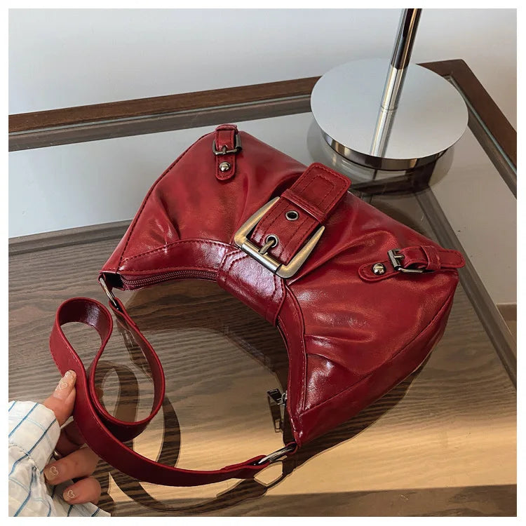 Large-capacity pleated armpit bag for women 2025 new retro commuter temperament motorcycle old style shoulder bag