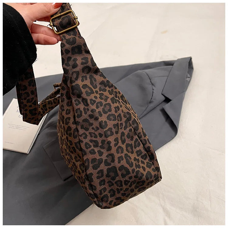 Trendy Casual Soft Textile Women's Shoulder Bag Large Capacity Leopard Print Female Retro Crossbody Bag For Commute Outings