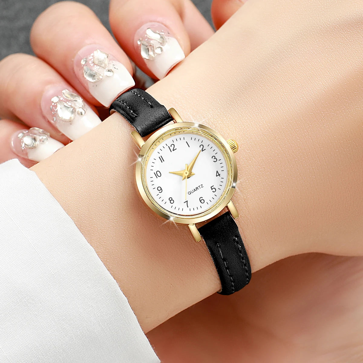 Women Watches Fashion Small Roma Dial Ladies Leather Band Quartz Watch Reloj Mujer Girls Clock Gift