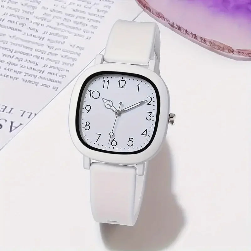 Fashion Square Women Quartz Watch Casual Silicone Band Ladies Wristwatch for Girls Clock Relogio Feminino