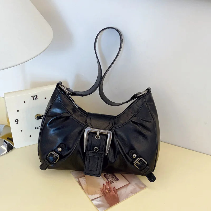 Large-capacity pleated armpit bag for women 2025 new retro commuter temperament motorcycle old style shoulder bag