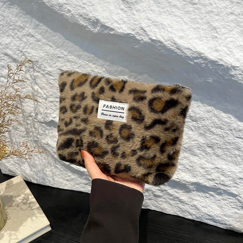 Leopard print plush Makeup Bag Large capacity portable travel toiletry bag Cosmetics Clutch Bag Premium storage bag